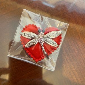 NEW Dragonfly Silver Brooch.